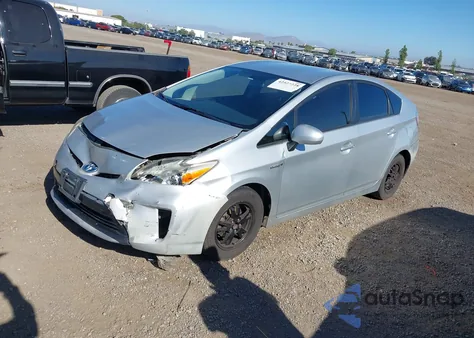 2015 Toyota Prius Three из США, поврежденный, VIN JTDKN3DU2F0459189